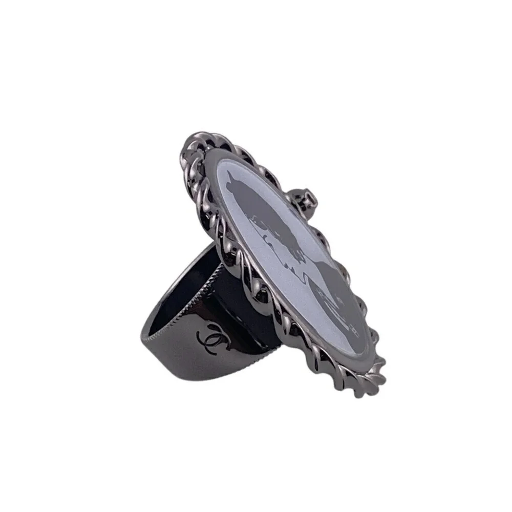 CHANEL Logo Ring
